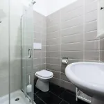 Apartamento City Life - Per 9 Persone Al Centro Nápoles
